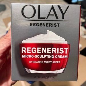 Olay Regenerist Micro-Sculpting Cream Face Moisturizer